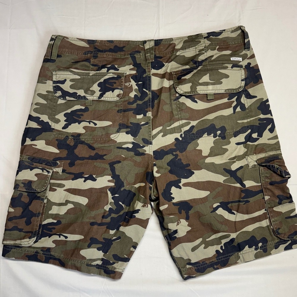 Quiksilver Mens Camo Cargo Shorts Green Brown Regular Fit Size 38 - Picture 5 of 11
